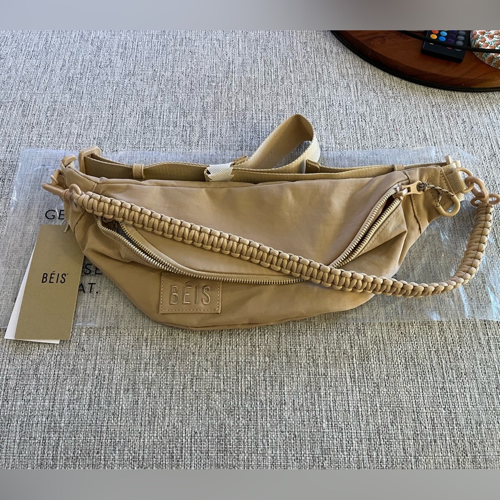 NWT Beis Beige Fanny Pack